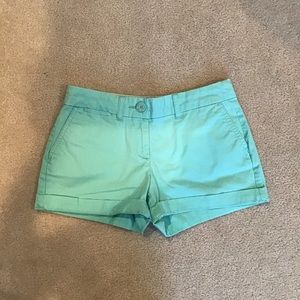 Crown and Ivy sea foam green shorts size 2P